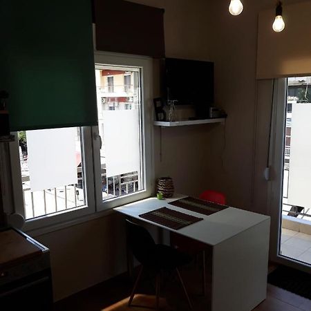 Studiosbank Kab D Dráma Esterno foto
