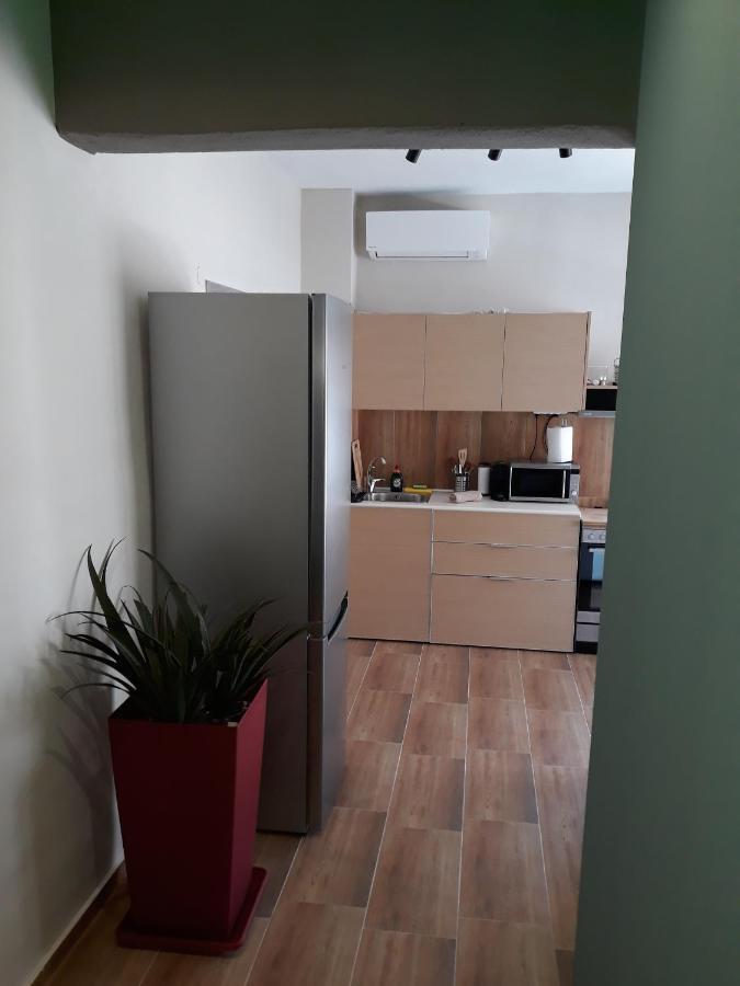 Studiosbank Kab D Dráma Esterno foto